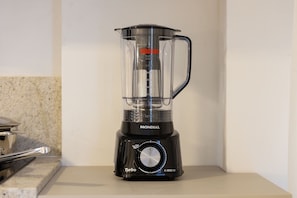Kaffee und/oder Kaffeemaschine