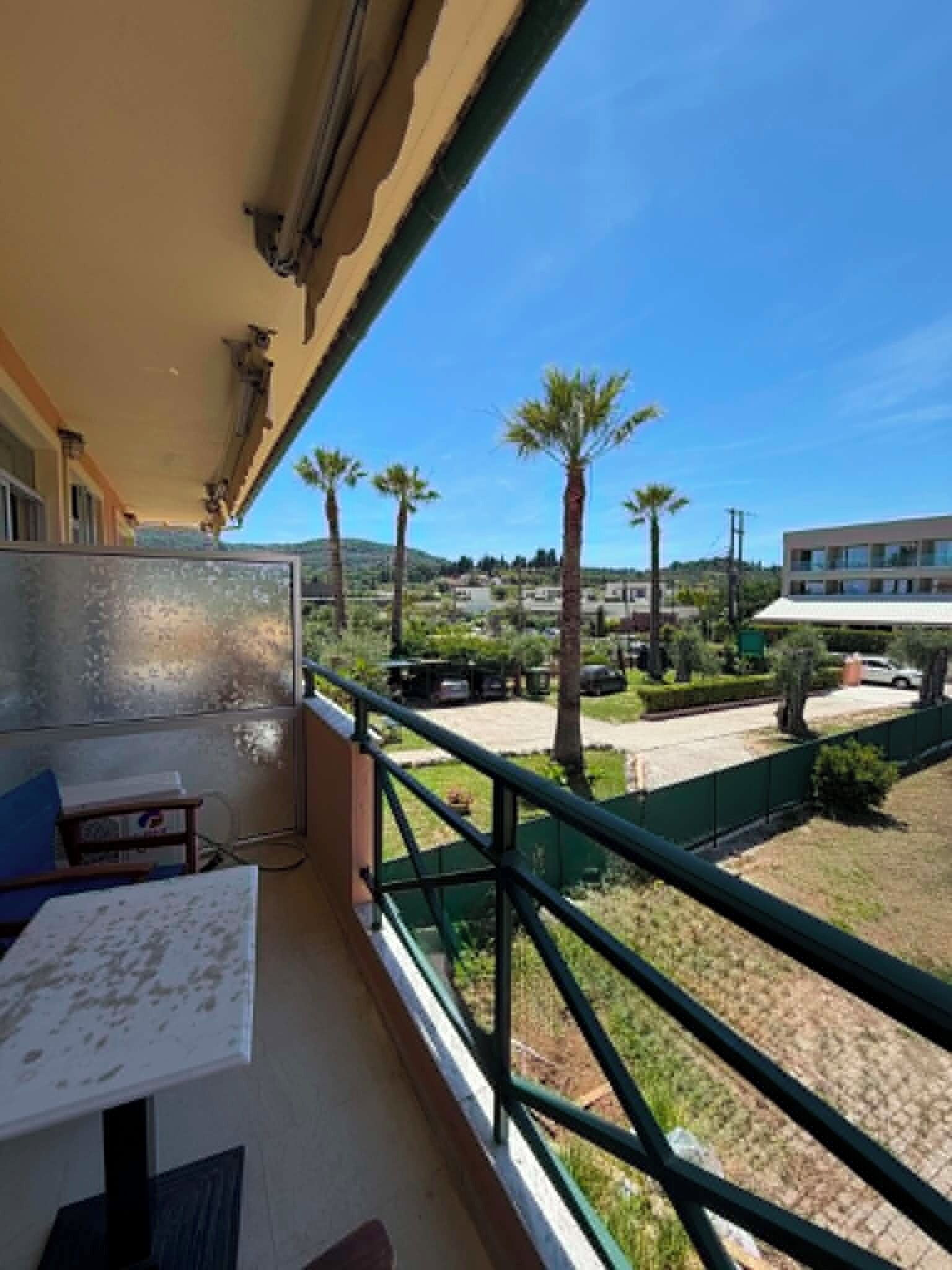 Basic Double or Twin Room, Garden View | Property grounds