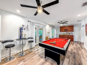 Spielezimmer