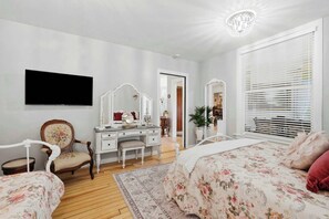 3 Schlafzimmer, Bügeleisen/Bügelbrett, Reisekinderbett, WLAN