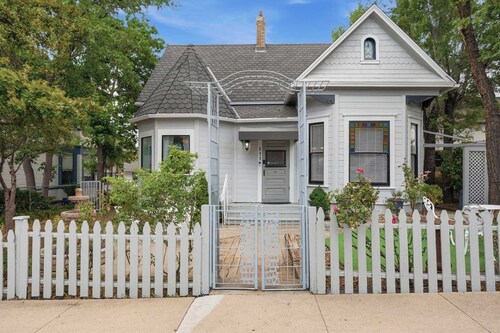 Historic Victorian Elegance in the Heart of Downtown Prescott