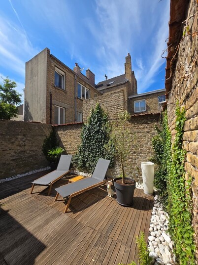 Studio with a Sunny Terrace - Malo-les-Bains Beach, a 1-minute walk away