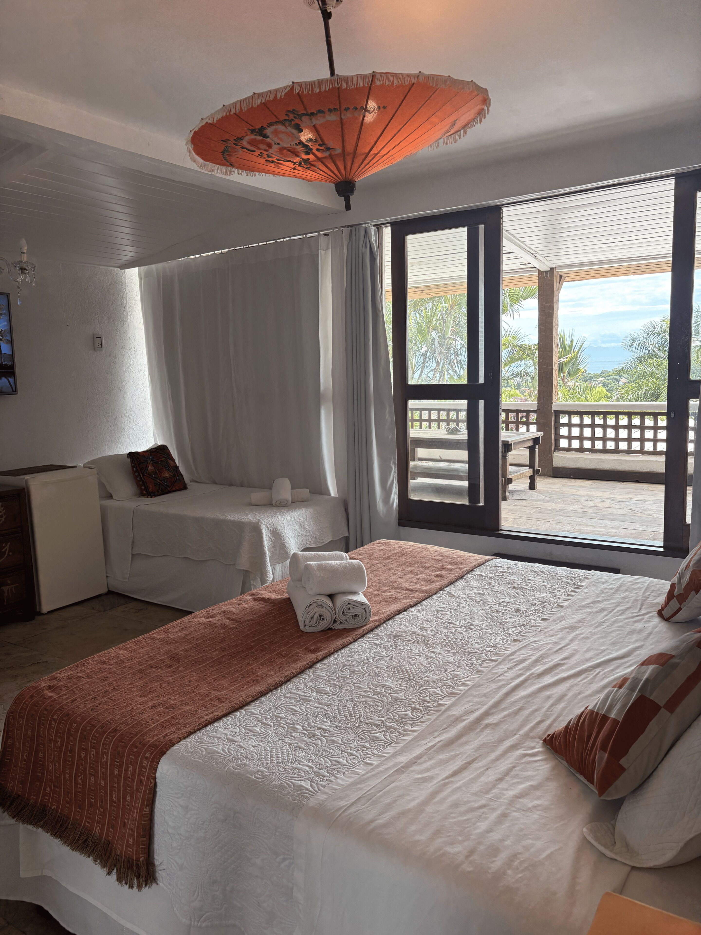 Casa, vários quartos, vista para o mar | Cofres nos quartos, cortinas blackout, Wi-Fi de cortesia, roupa de cama