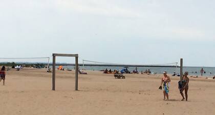 Caseville Cherry on Top- 2 mins from the beach!!