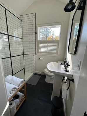 Bathroom - Cabin Oasis near Town (Catskill)
