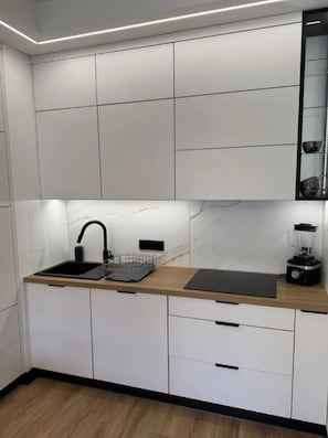 Comfort Apartment, City View | Private kitchen - EasyStay Apartments (Gdynia)