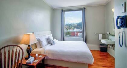 The Peak at Centralia Square | Room 307