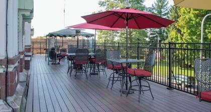 The Peak at Centralia Square | Room 308