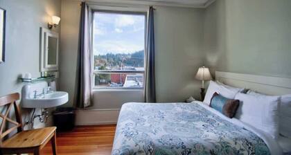 The Peak at Centralia Square | Room 308