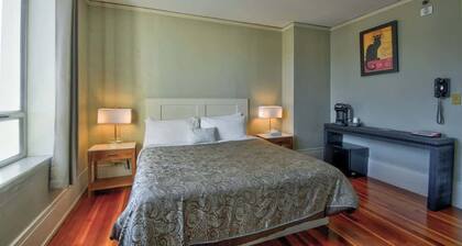 The Peak at Centralia Square | Historic Suite 311
