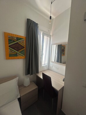 Room - Vrbo Property (Tortolì)