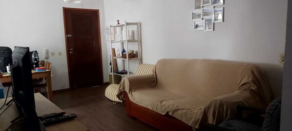 Living area - Vrbo Property (Aveiro)