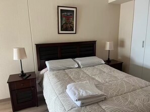 3 Schlafzimmer, Bügeleisen/Bügelbrett, WLAN, Bettwäsche