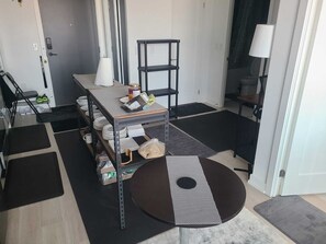 Interior - Modern Apartment You Can Enjoy in Heart of Markham 20 mins to Toronto or Airport (Markham)