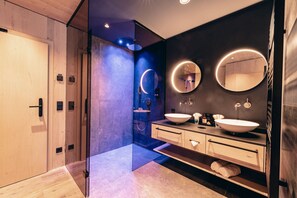 Bathroom - Alpin Lodge das Zillergrund (Mayrhofen)