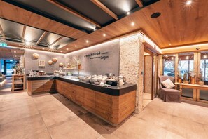 Dining - Alpin Lodge das Zillergrund (Mayrhofen)