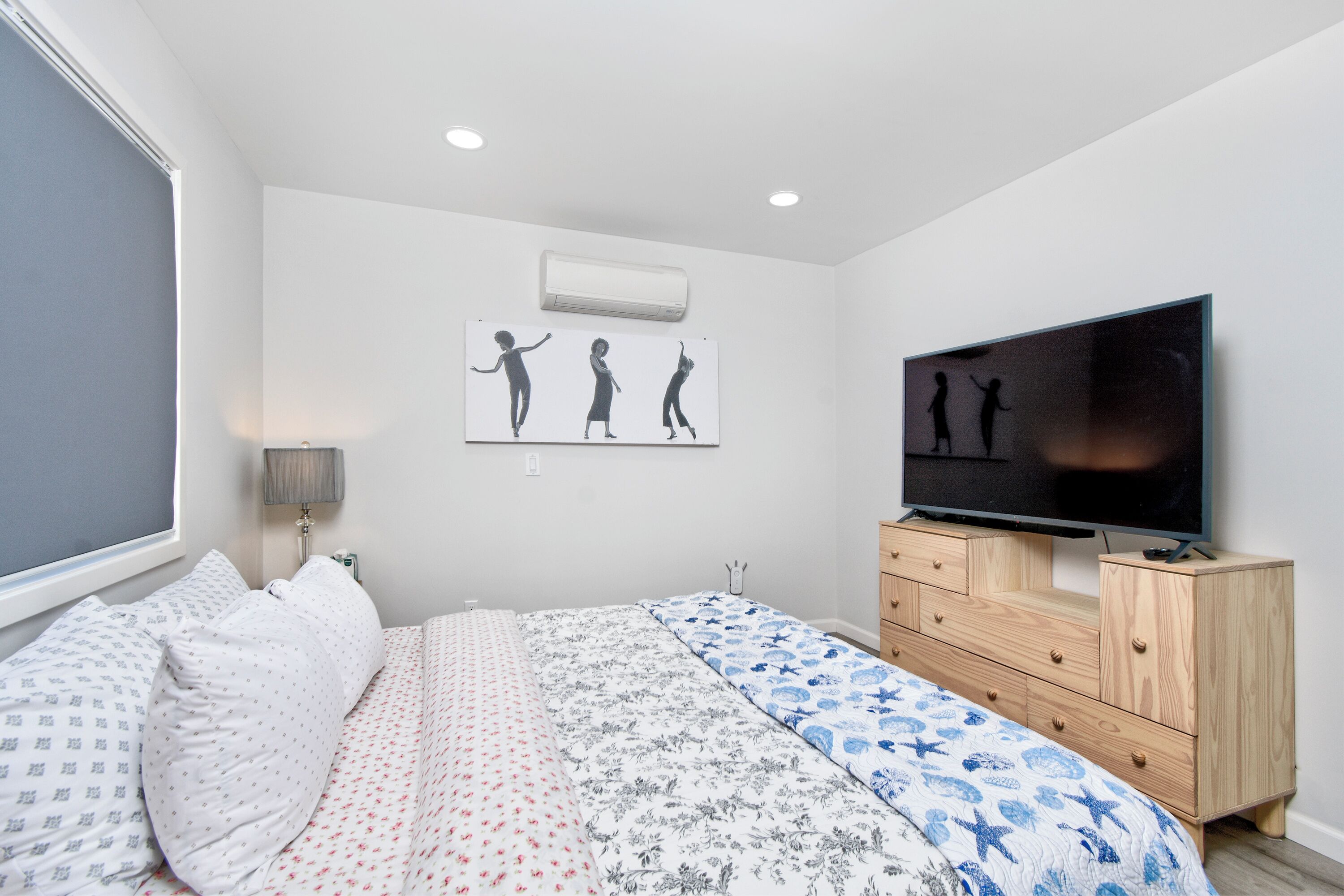 2 bedrooms, desk, iron/ironing board, free WiFi