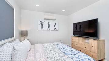 2 bedrooms, desk, iron/ironing board, free WiFi