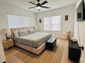 2 Schlafzimmer, Bügeleisen/Bügelbrett, WLAN