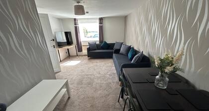 Sleeps4-familyfriendly-freeparking- Nc500