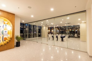 Meeting facility