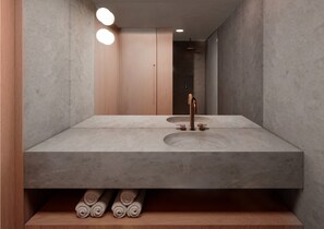 Bathroom - Intercontinental Presidente Mexico City Miyana by IHG (Mexico City)