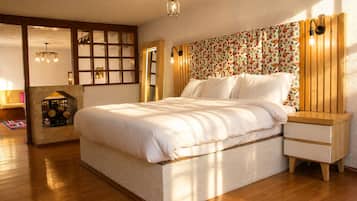 Deluxe Suite, Park View | In-room safe, laptop workspace, iron/ironing board, free WiFi