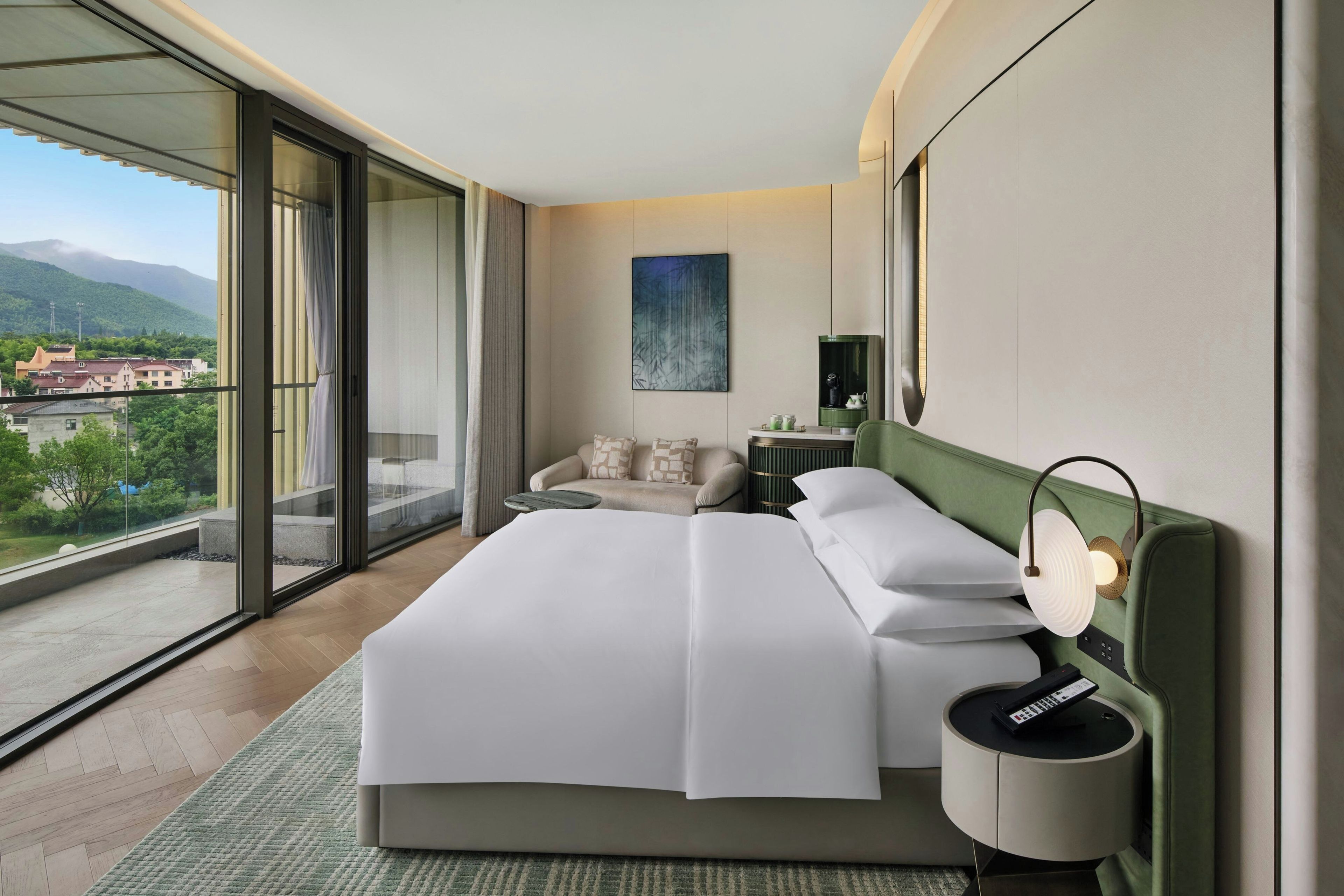 Habitación de lujo doble, 1 cama de matrimonio grande, balcón