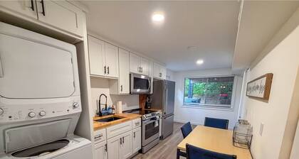 Tranquil 2-bedroom house in charming Puyallup welcomes you