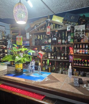 Bar (in der Unterkunft)