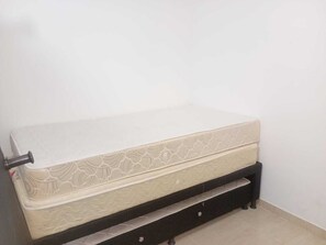 Room - Enjoyable 2-bedroom apartment with AC in vibrant Cali (Cali)