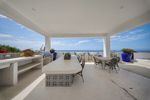 Outdoor dining - Luxury Beachfront Santorini Palace. Chef Included! (El Pescadero)