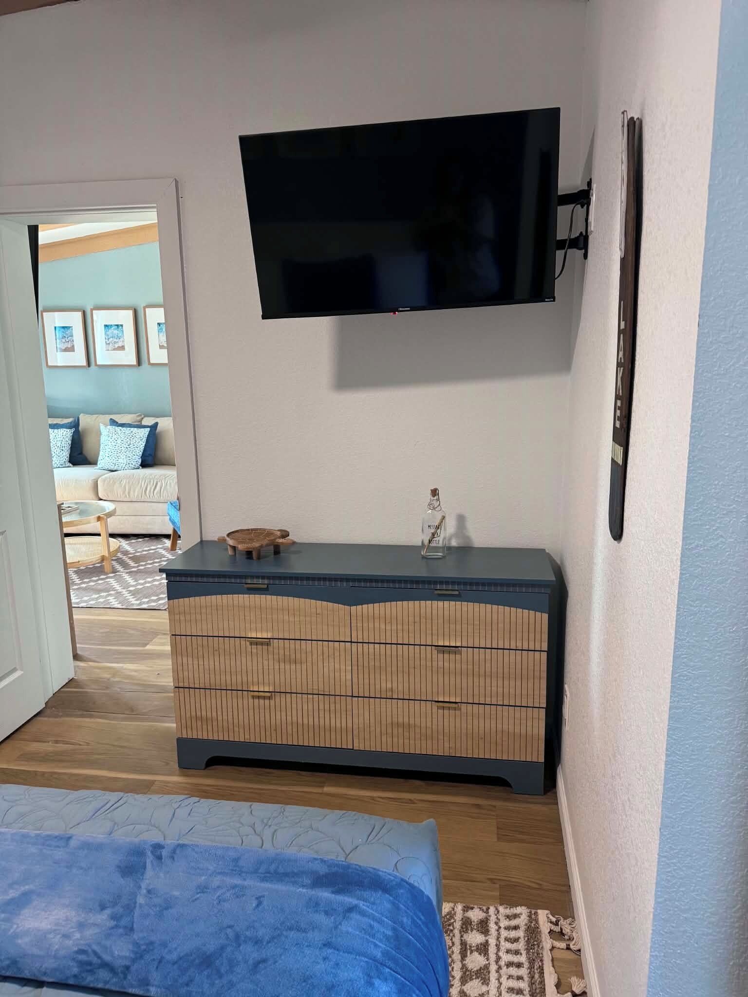 Smart TV, books