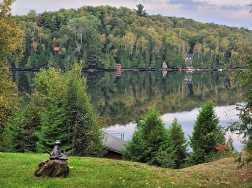 Rustic Waterfront Cottage -3 Bedroom,Sunset Views,Screened in Porch,Firepit,BBQ