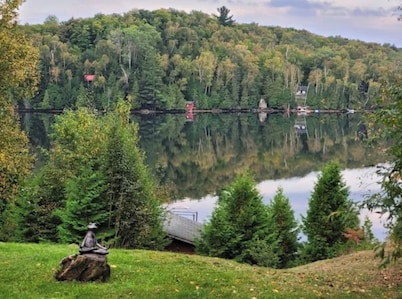 Rustic Waterfront Cottage -3 Bedroom,Sunset Views,Screened in Porch,Firepit,BBQ