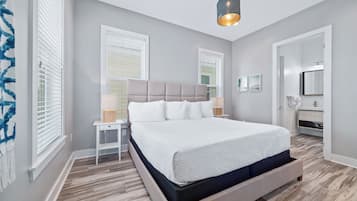 3 bedrooms, iron/ironing board, WiFi (free), bed sheets