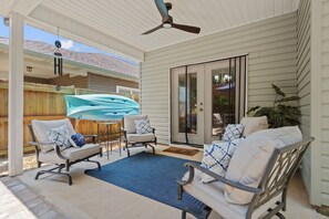 Terrace/patio - Hot Tub/Fire Pit/Star Wars Room/Military Friendly (Navarre)