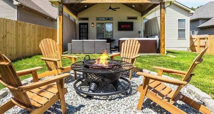 Hot Tub/Firepit/King Beds/Fenced Yard/Playground