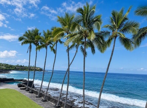 Kona Magic Sands 314-Ocean Front Corner Penthouse-Next to Magic Sands Beach 🏖️ 🏄
