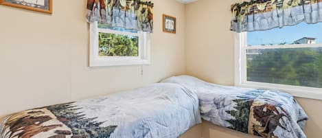 5 Schlafzimmer, Bügeleisen/Bügelbrett, kostenloses WLAN, Bettwäsche