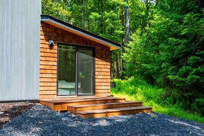 Exterior - NEW: Private Forest Spa Retreat in Glen Spey (Glen Spey)