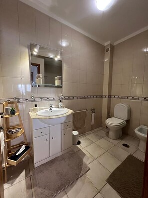 Bathroom - Portugal Ocean View - Apartment / Rooftop terrace (Ferragudo)