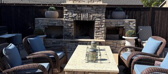 Private Pool, Spa & Extended-Stay Ready! Where comfort meets convenience.