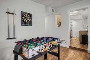 Spielezimmer