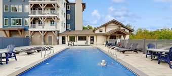 Ski-In/Ski-Out Luxury with Year-Round Resort Amenities