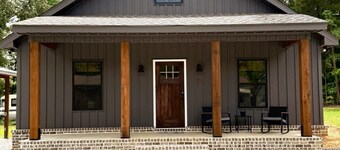 Lake Guntersville Cabin 2 miles from City Harbor