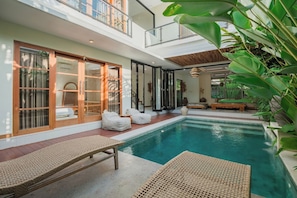 Pool - 3BR Luxury Canggu Villa - Pool and Sunset Rooftop (Canggu)