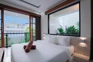 Room - 3BR Luxury Canggu Villa - Pool and Sunset Rooftop (Canggu)