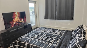 1 bedroom, WiFi - 1207 Ocgrow Reserve - 5 Star Luxury (Cochrane)