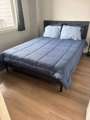 1 bedroom, WiFi - 1109 Ocgrow Reserve - Luxury 5 Star (Cochrane)